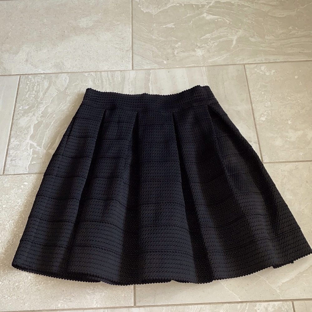 Express mini skirt